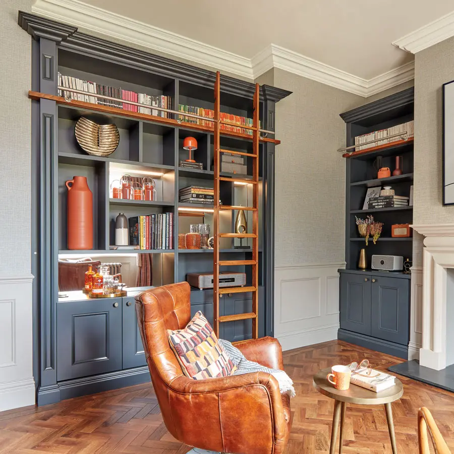 Bespoke Fitted Bookshelves